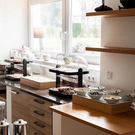 Hotel Vier Jahreszeiten Therme & Kliniken Bad Krozingen Naehe Freiburg & Schwarzwald Ideal Fuer Wellness Kur & Business Ausfluege 24H Check In- Wlan & Parken Gratis Kültér fotó