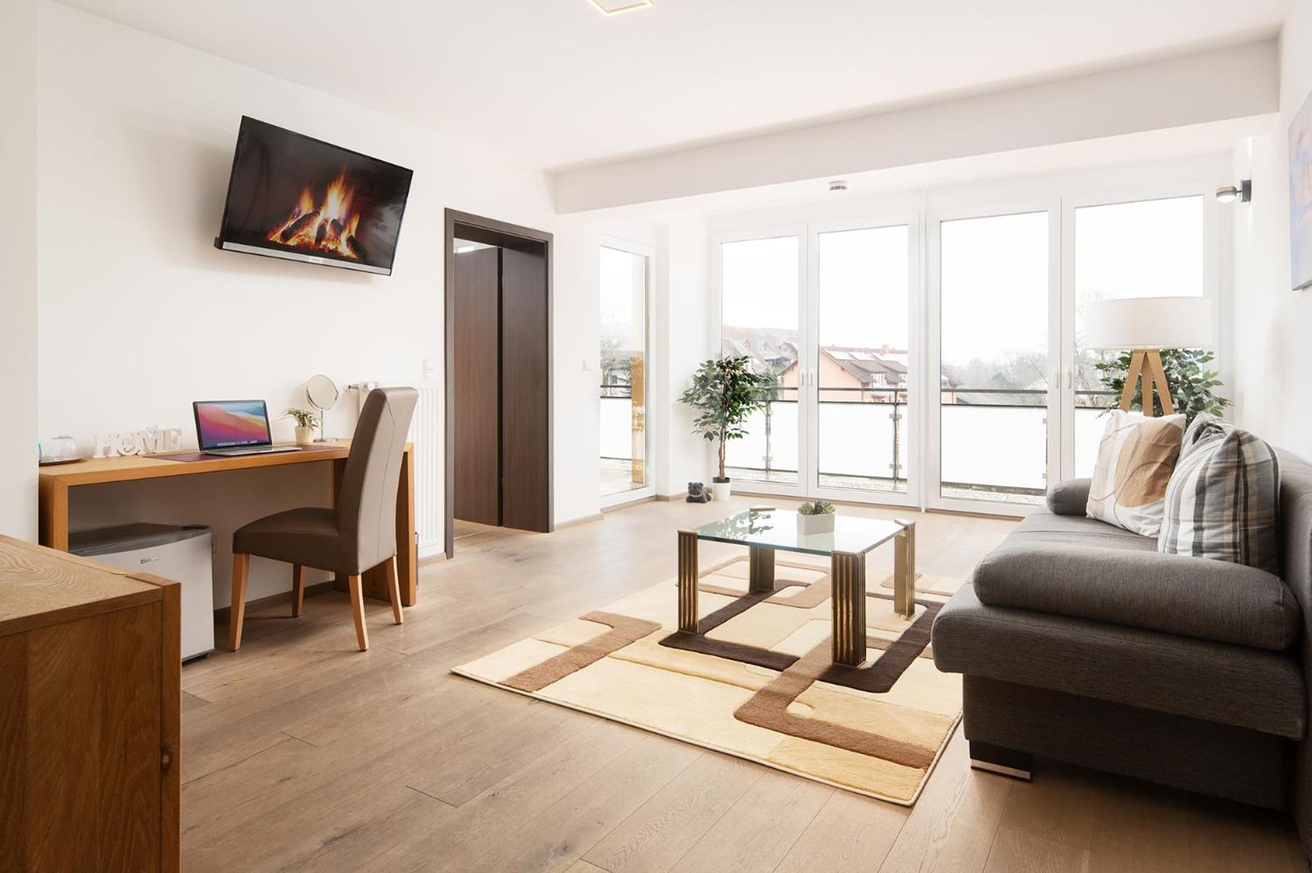 Hotel Vier Jahreszeiten Therme & Kliniken Bad Krozingen Naehe Freiburg & Schwarzwald Ideal Fuer Wellness Kur & Business Ausfluege 24H Check In- Wlan & Parken Gratis Kültér fotó