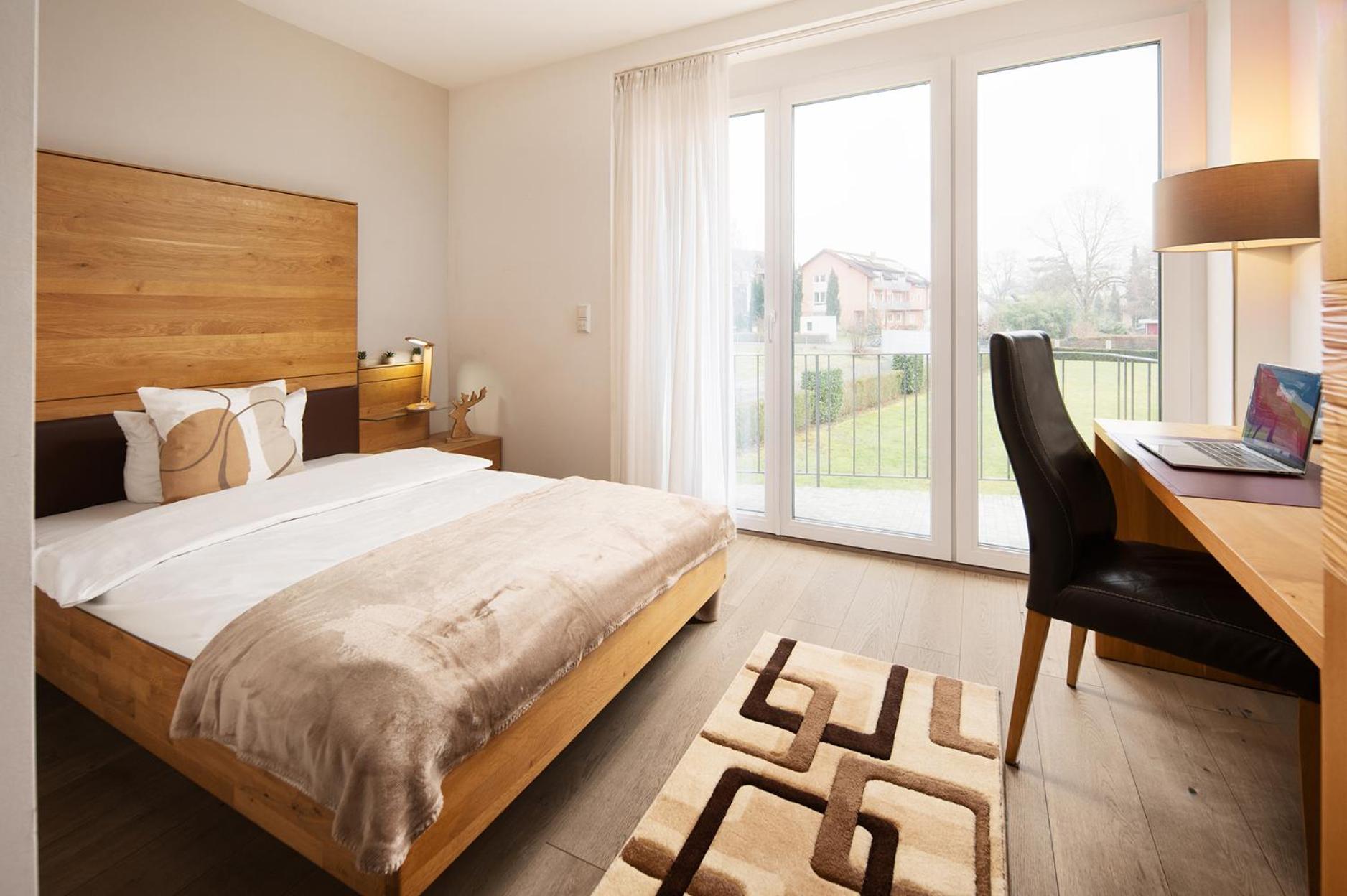 Hotel Vier Jahreszeiten Therme & Kliniken Bad Krozingen Naehe Freiburg & Schwarzwald Ideal Fuer Wellness Kur & Business Ausfluege 24H Check In- Wlan & Parken Gratis Kültér fotó